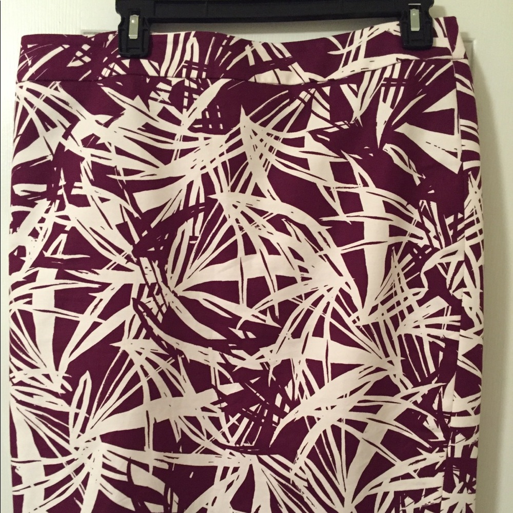 Loft pattern pencil skirt